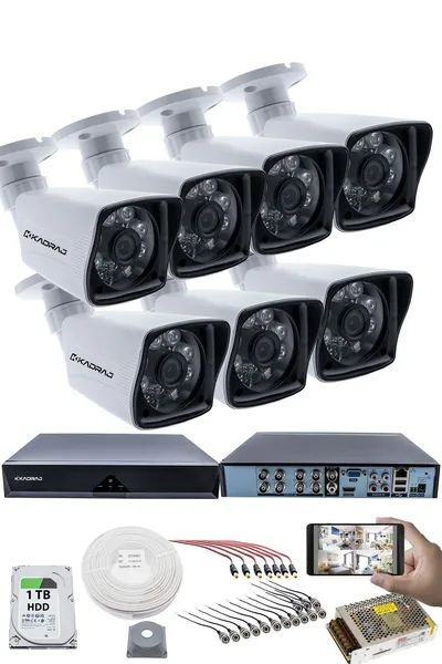 Kadraj 7 KAMERALI GÜVENLİK KAMERASI SETİ - 5MP Sony SecuLensli 1080P Full HD AHD, 6 Atom LED, Gece Görüşlü, IP66 Su Geçirmez, Plastik Kasa